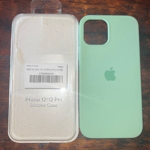 Apple Silicone Case 12/12Pro